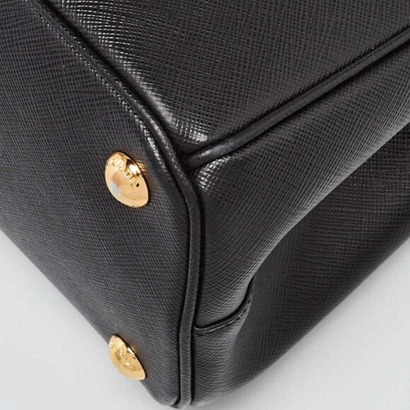 Prada Black Saffiano Leather Crocodile Double Zip Small Tote Bag - Picture 4 of 12